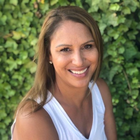 Meet your Posher, Claudine - Picture 1 of 1